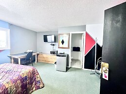 Grizzly Motor Hotel