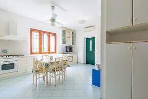 Friendly Family Apartment at Ischia