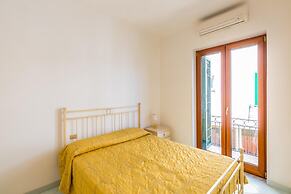 Friendly Family Apartment at Ischia