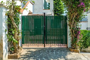 Friendly Family Apartment at Ischia