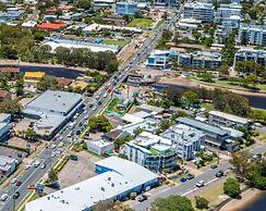 HACIENDA- CANAL VIEWS AND COMFORT