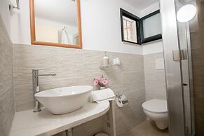 Trullo Nonna Netta con Piscina Idromassaggio e Area Giochi