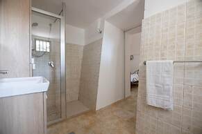 Trullo Nonna Netta con Piscina Idromassaggio e Area Giochi