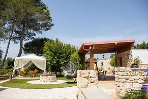 Trullo Nonna Netta con Piscina Idromassaggio e Area Giochi