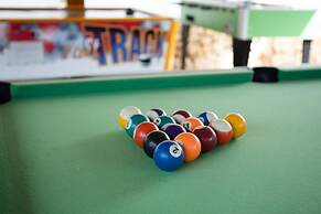 Trullo Nonna Netta con Piscina Idromassaggio e Area Giochi