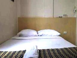 EXPRESS O 91674 Penginapan Bm Prima