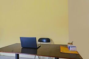 OYO 90809 Homestay Black Pink Merah Jambu Syariah