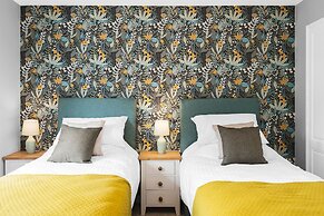 Quiet Peaceful Location