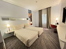 Luminor Hotel Metro Indah-Bandung by WH