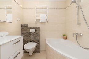 Family Apartment Niska by Renters