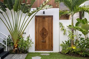 Villa Loma by Alfred in Bali