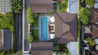 Villa Loma by Alfred in Bali