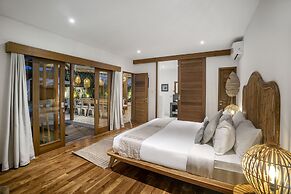 Villa Loma by Alfred in Bali