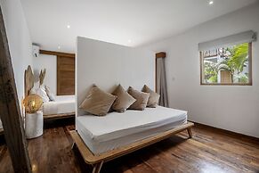 Villa Loma by Alfred in Bali
