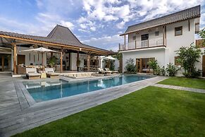 Villa Loma by Alfred in Bali