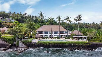 Villa Blanca by Alfred in Bali