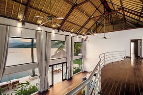 Villa Blanca by Alfred in Bali