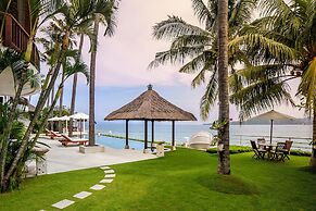 Villa Blanca by Alfred in Bali