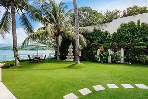 Villa Blanca by Alfred in Bali