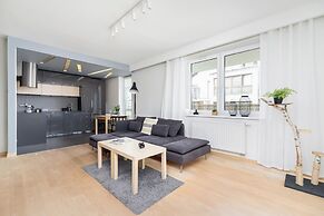Stawowa Apartment Cracow by Renters