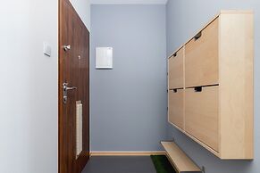 Stawowa Apartment Cracow by Renters