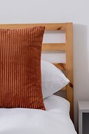 Stawowa Apartment Cracow by Renters