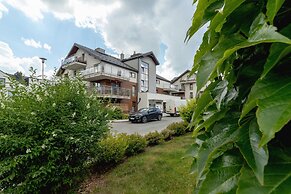 Stawowa Apartment Cracow by Renters