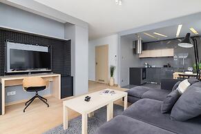Stawowa Apartment Cracow by Renters