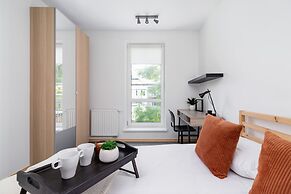 Stawowa Apartment Cracow by Renters