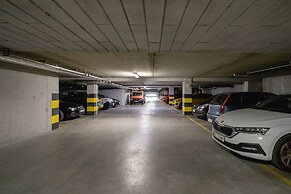 Stawowa Apartment Cracow by Renters