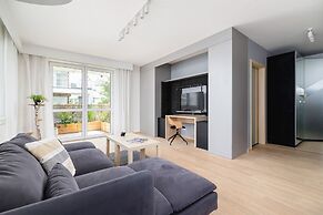 Stawowa Apartment Cracow by Renters