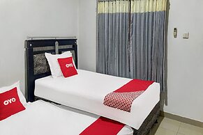 OYO 92065 Kos Flobamor
