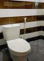 OYO 92065 Kos Flobamor