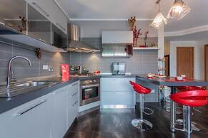 Perla Apartment With Garden by Wonderful Italy