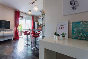 Perla Apartment With Garden by Wonderful Italy