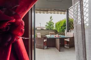 Perla Apartment With Garden by Wonderful Italy