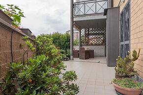 Perla Apartment With Garden by Wonderful Italy