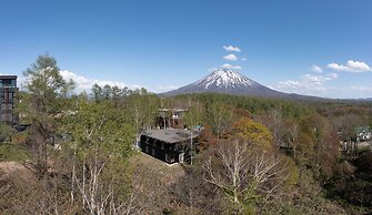 Yuki Sugi at Intuition