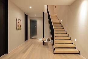 Yuki Sugi at Intuition