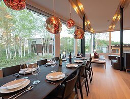 Yuki Sugi at Intuition