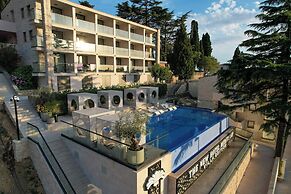 The New Hotel Mediteran Villa Edition