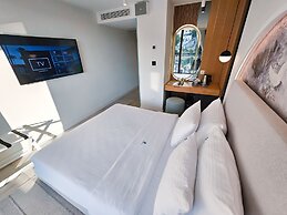 The New Hotel Mediteran Villa Edition
