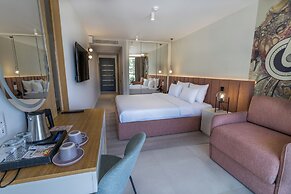 The New Hotel Mediteran Villa Edition