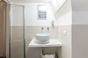 La luce - Arya Nobile