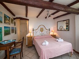 La Perla Del Golfo With Stunning View