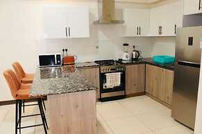 Stay.Plus Silverstone Apartments