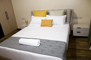 Stay.Plus Silverstone Apartments