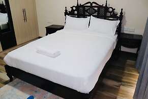 Stay.Plus Silverstone Apartments