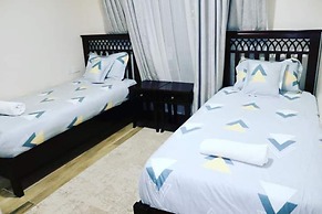 Stay.Plus Silverstone Apartments