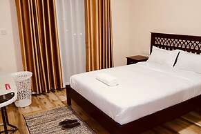 Stay.Plus Silverstone Apartments